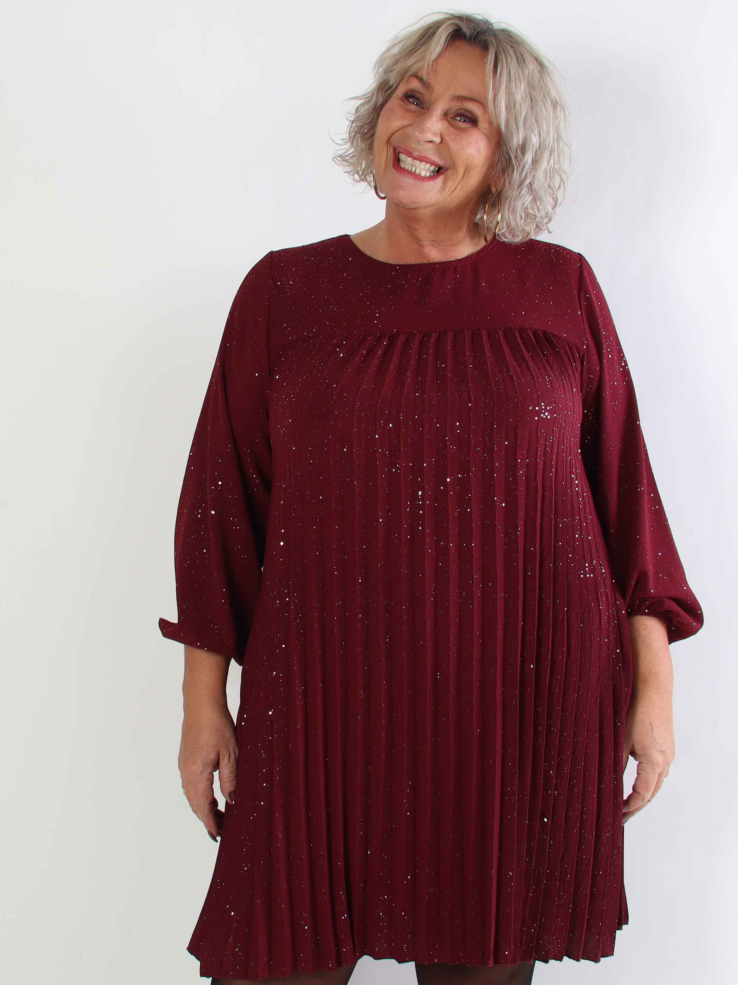 Nancy Glitter Short L/S - Plisseret plus size kjole med lommer og glimmer